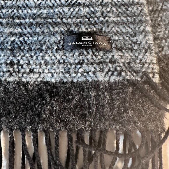Balenciaga Scarf  Unisex Black Gray Tweed Black BLue Gray Herringbone Chevron - Picture 2 of 11